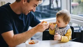 Introdução de alimento complementar aos seus 6 meses anos de idades