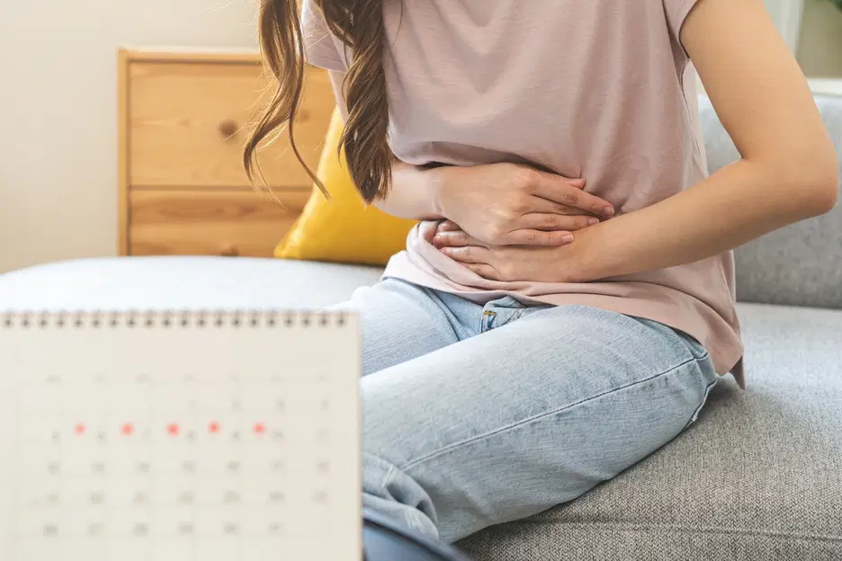 Cólicas menstruais: sinais e sintomas e como aliviar de forma natural