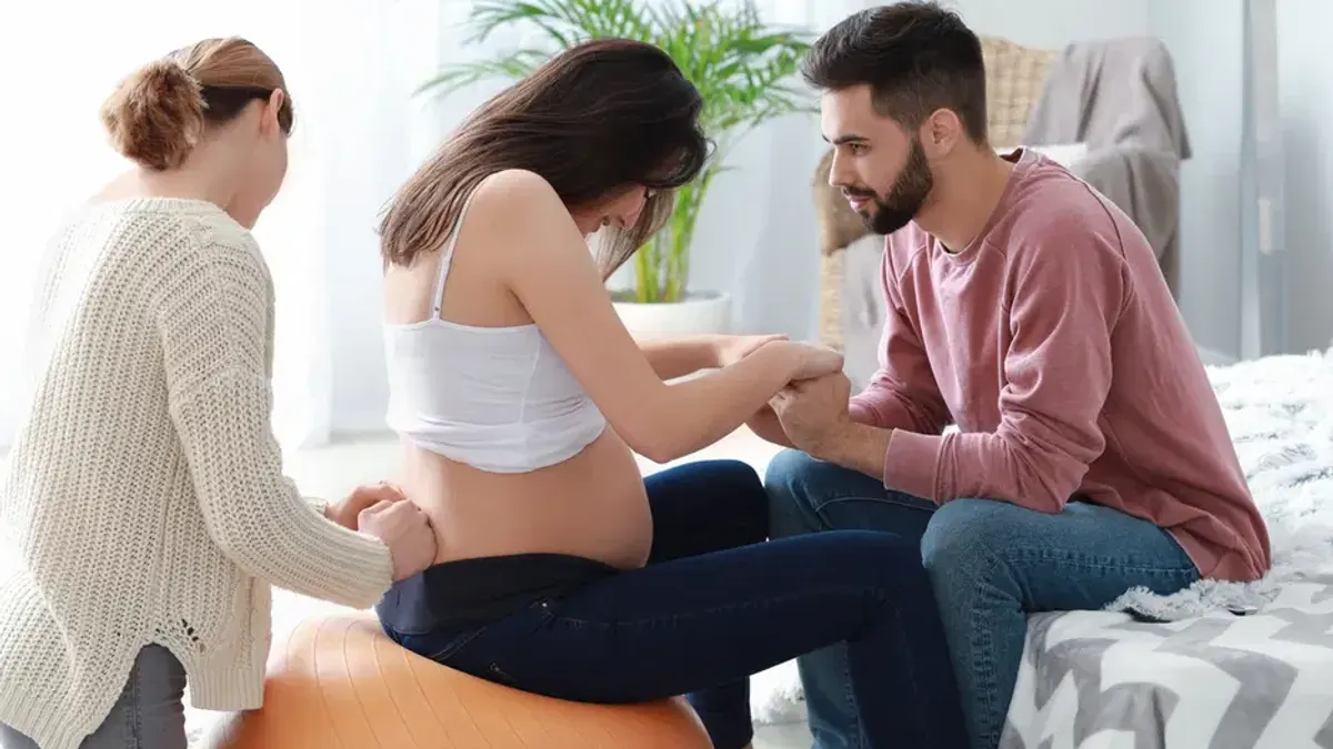 Sinais de que você está em trabalho de parto: como identificar e quando ir ao hospital